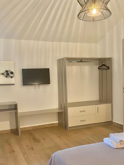 Ocean Sun 4 Apartman Fíra Kültér fotó