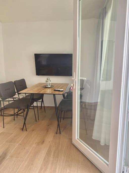 Ocean Sun 4 Apartman Fíra Kültér fotó